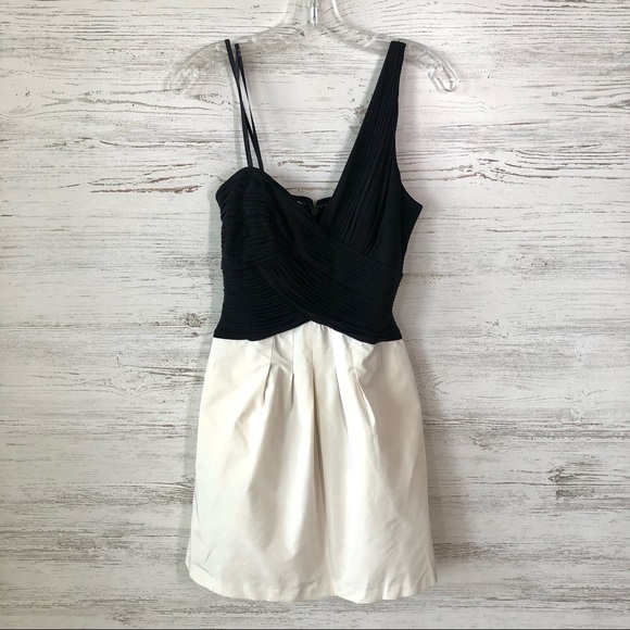 BCBGMAXAZARIA One Shoulder Black Cream Taffeta Tulle Mini Cocktail Dress 4 - Picture 3 of 10
